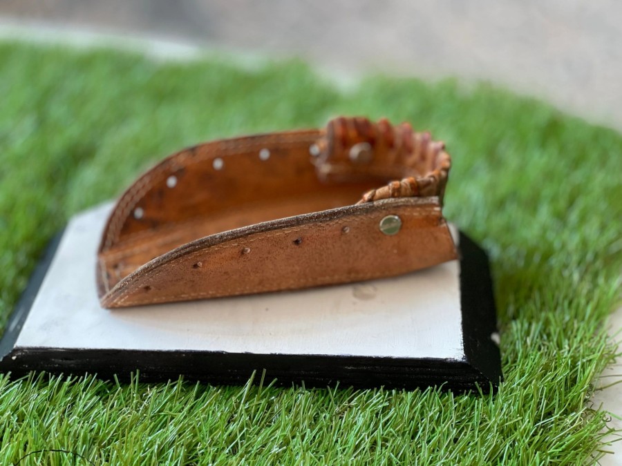 Baseball Collectibles * | Whenitwasagame Baseballglovewallets.Com Valet Tray Z1