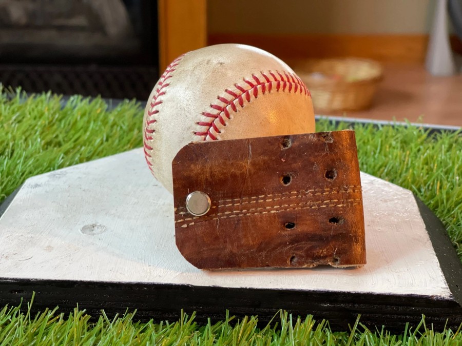 Baseball Collectibles * | Whenitwasagame Baseballglovewallets.Com Key Chain Pocket